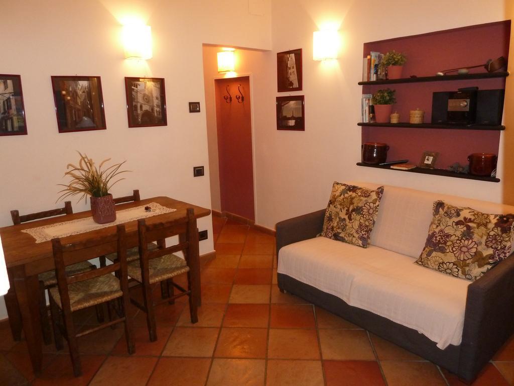 Casa Orefici, 4 Apartments In Front Of Aquarium! Janov Exteriér fotografie